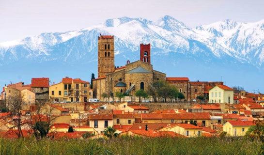 Appartement Centre Ville Du Boulou: Family Stay in City Center Le Boulou Exterior photo