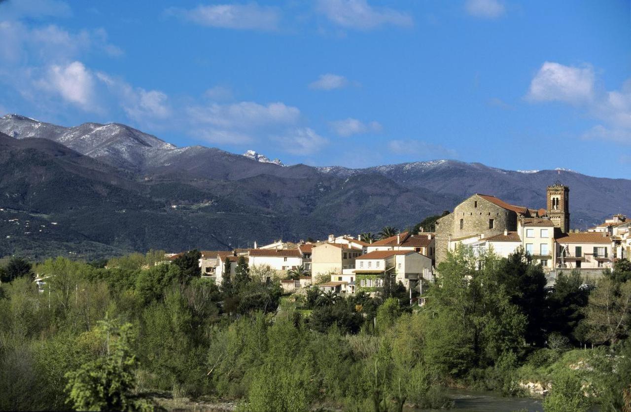 Appartement Centre Ville Du Boulou: Family Stay in City Center Le Boulou Exterior photo