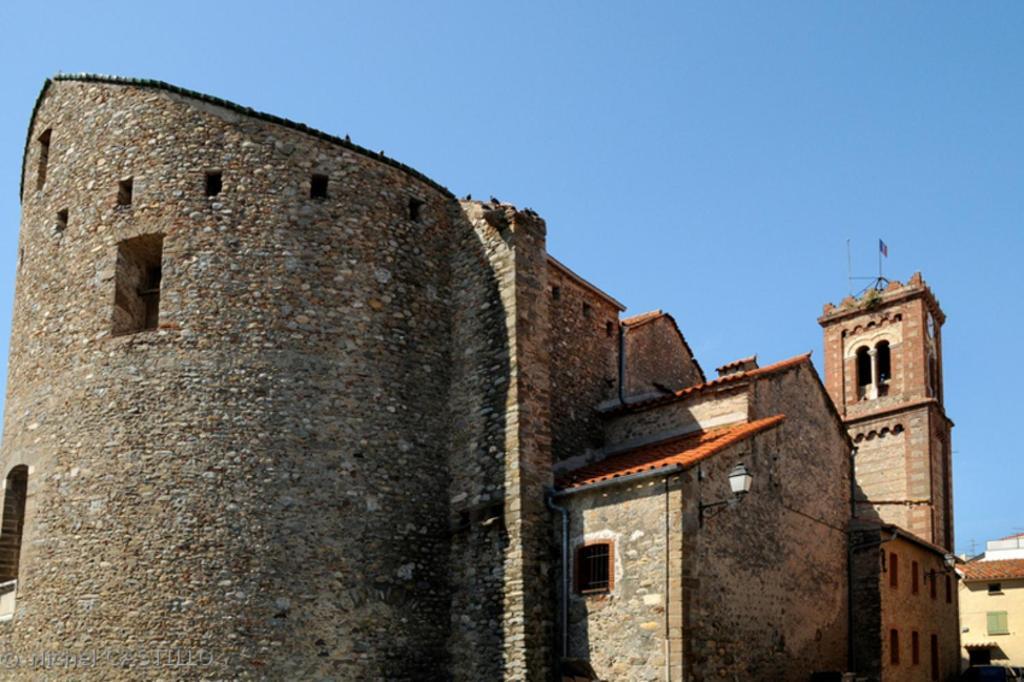 Appartement Centre Ville Du Boulou: Family Stay in City Center Le Boulou Exterior photo